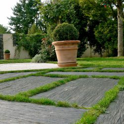 Entretenir mais aussi créer ses espaces verts 